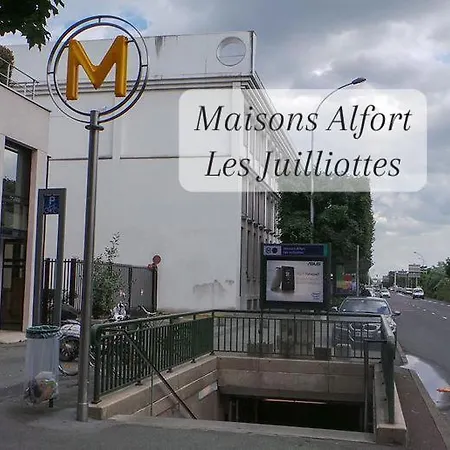 Escale-Marne Fr - 201 - Free Parking - Free Luggage Storage - All Equipped - Linen Included - Washing Machine - Luxury Emma Mattress 160X200 - 10Mn Walk Metro 8 - Rer A - Panoramic View - From 1 To 6 Guests Apartment *