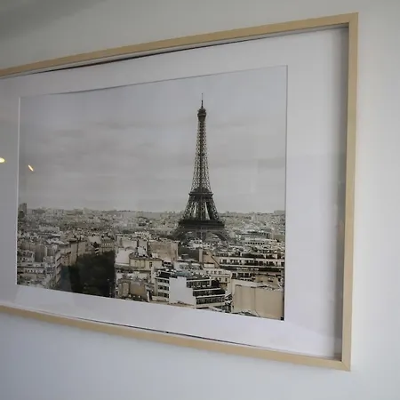 Escale-Marne Fr - 201 - Free Parking - Free Luggage Storage - All Equipped - Linen Included - Washing Machine - Luxury Emma Mattress 160X200 - 10Mn Walk Metro 8 - Rer A - Panoramic View - From 1 To 6 Guests Apartment Maisons-Alfort